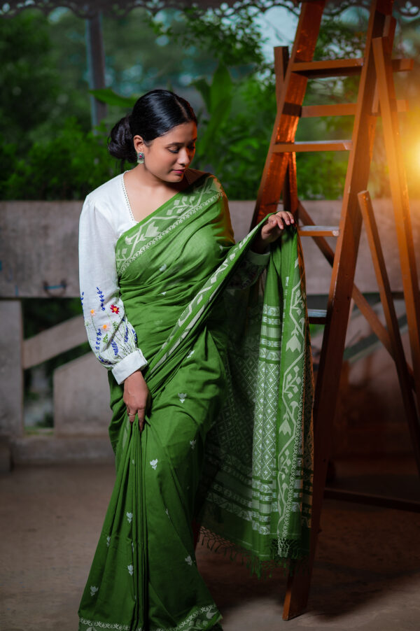 Tiya - Image 3
